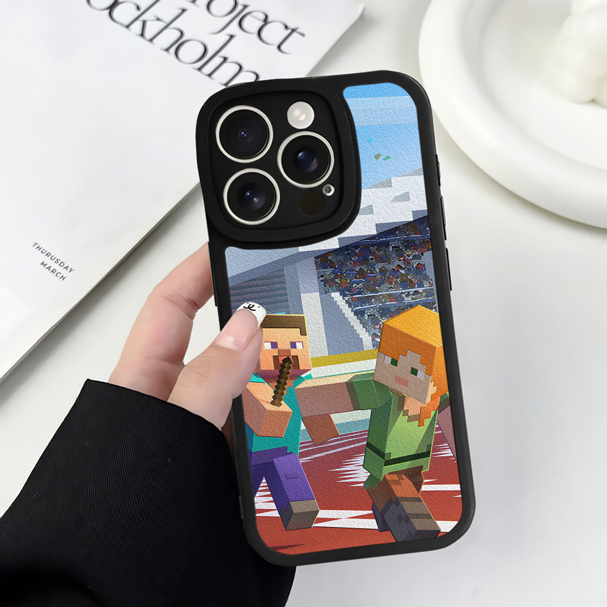 （画像用） マインクラフト ブロックの世界 Minecraft MC Block world 【iPhone 16シリーズ対応】シリコンスマホケース（レザー調） 材質：シリコン